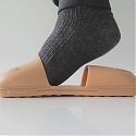 Absurdly Clever Slipper Was Designed to be Worn in Any Direction - FOOTatsu