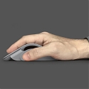 Foldable Mouse Concept Combines Two Familiar Designs Into One Ambidextrous Design