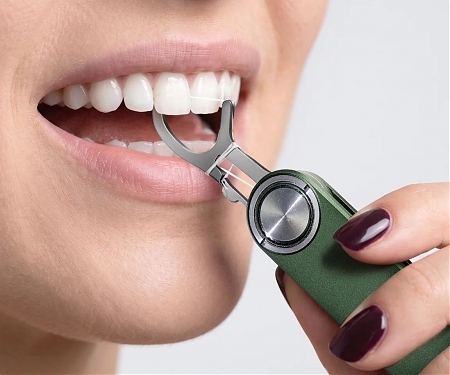 All-Metal Reusable Dental Floss & Stress Relief EDC Tool